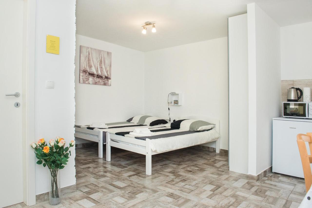 Studio Apartment Bilic Šibenik Esterno foto