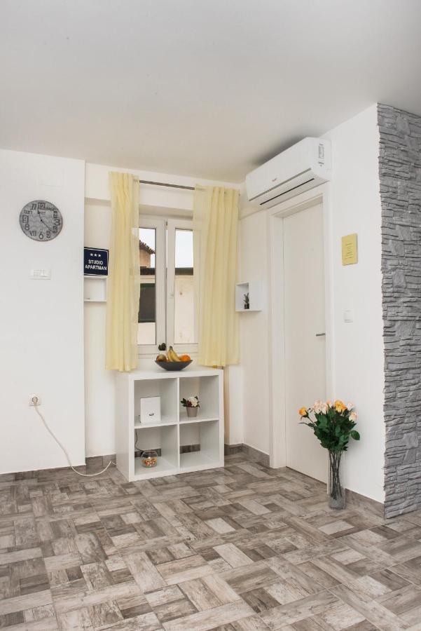Studio Apartment Bilic Šibenik Esterno foto