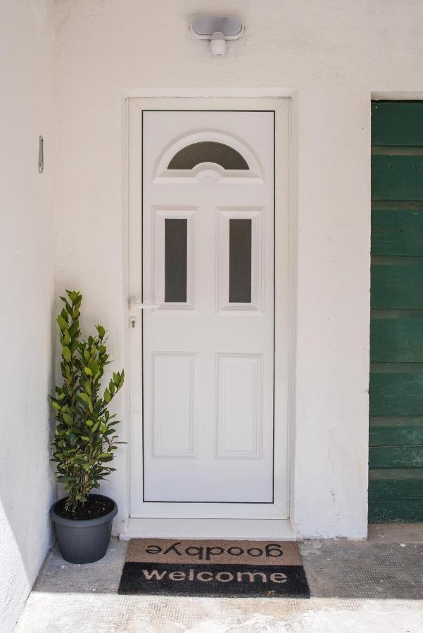 Studio Apartment Bilic Šibenik Esterno foto